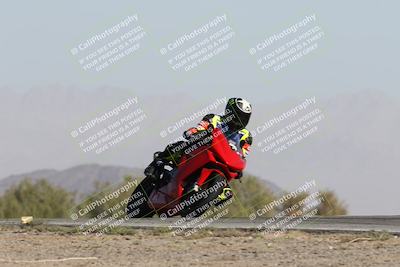 media/Dec-01-2025-Moto Forza (Mon) [[2daa91e15f]]/2-Intermediate Group/Session 2 Turn 9 Entry/